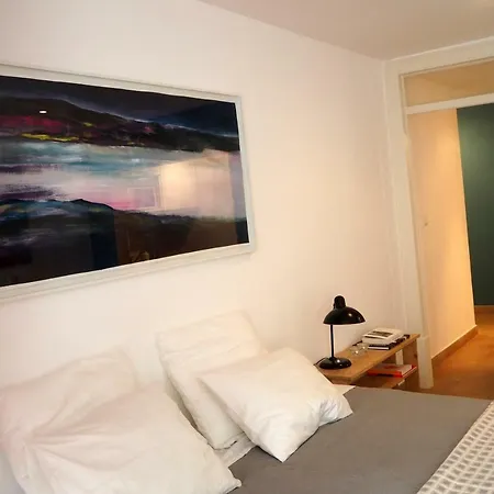 Apartment Blue Window Studio *